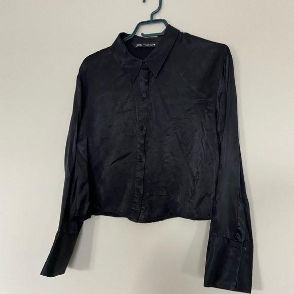 Zara Loose-Fitting Shirt - Picture 6 of 10